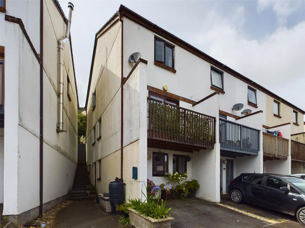 Wadebridge, Cornwall 4 bed end of terrace house for sale £270,000
