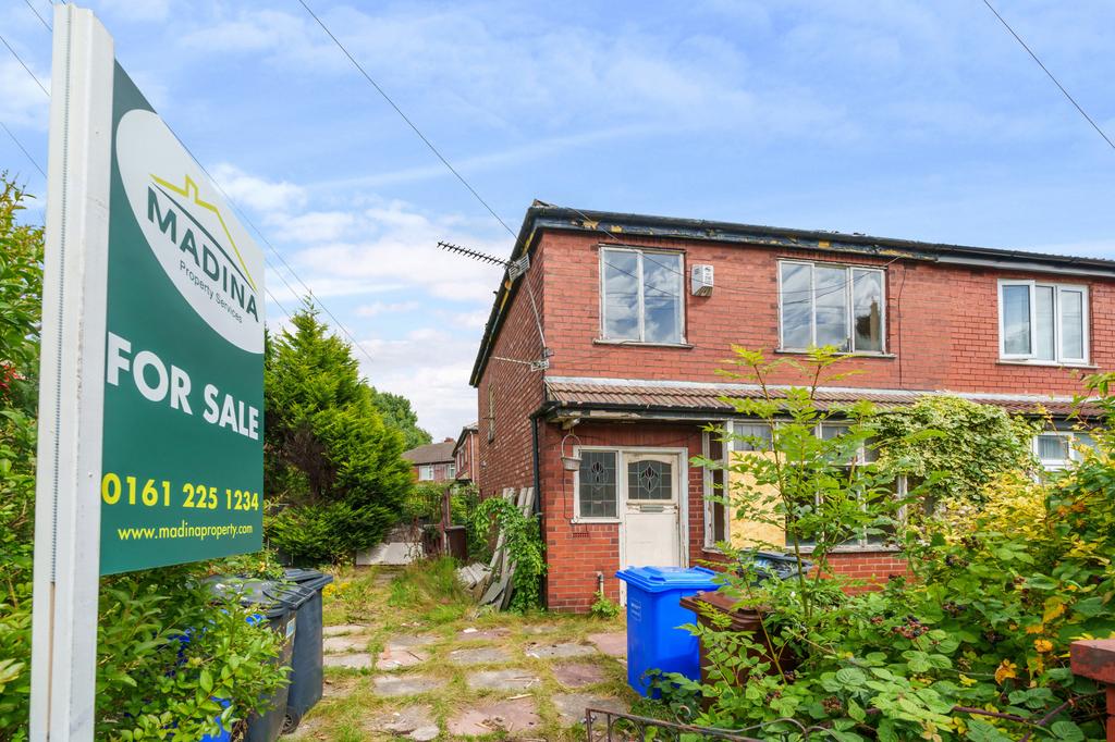 New Bank Street, Manchester, M12 3 bed semidetached house for sale £180,000