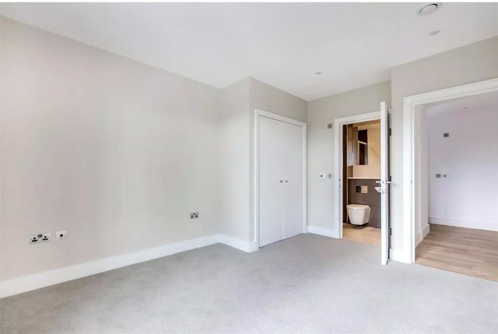 Bedroom Master