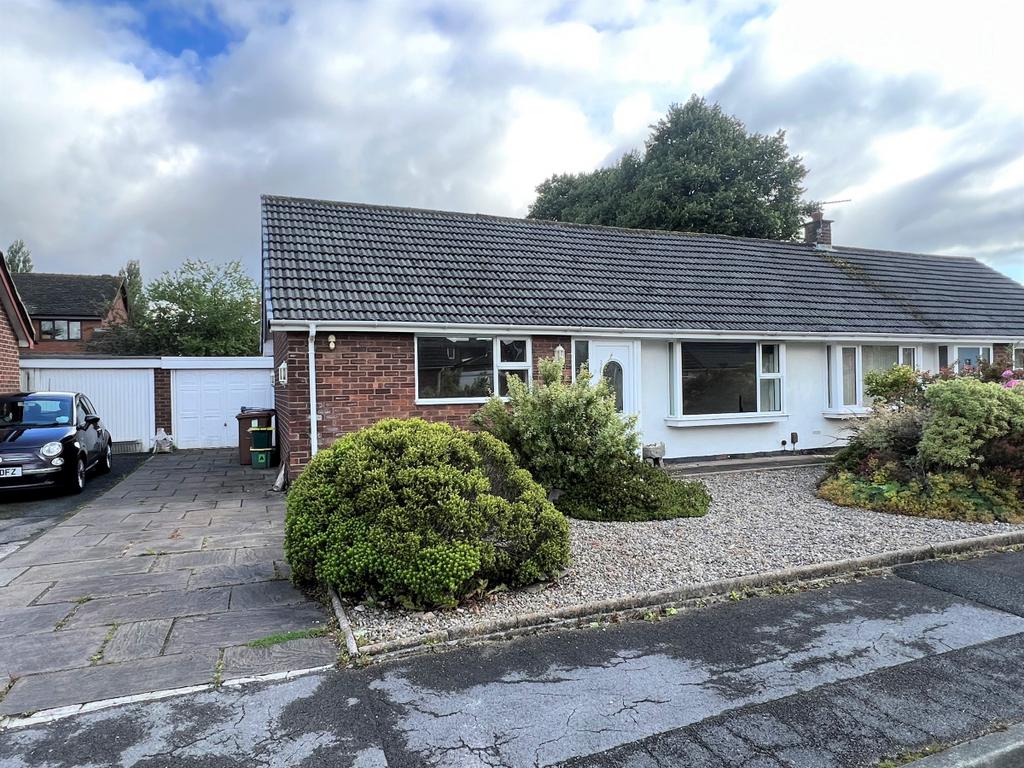 21 Moorhey Crescent