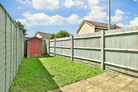 7 Firs Close, Caterham, CR3 5GY