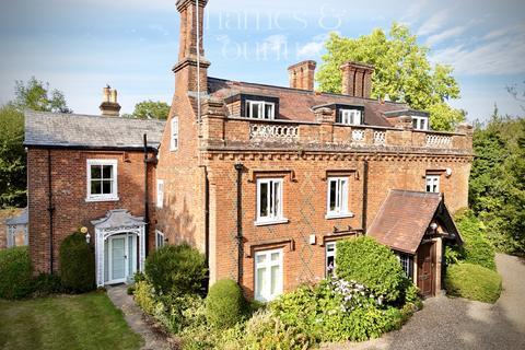 undefined, Totteridge House, High Wycombe HP13