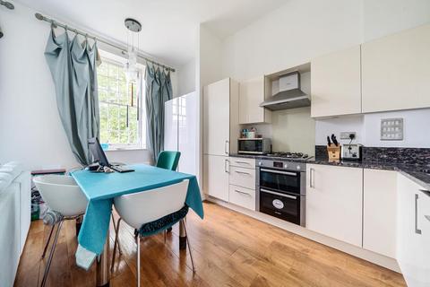 1 bedroom flat for sale, Epsom,  Surrey,  KT19