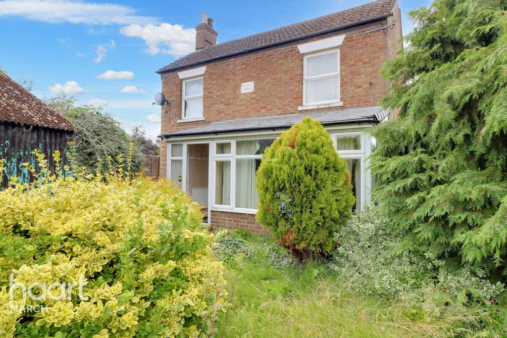 Station Road, Manea 2 bed detached house for sale £190,000