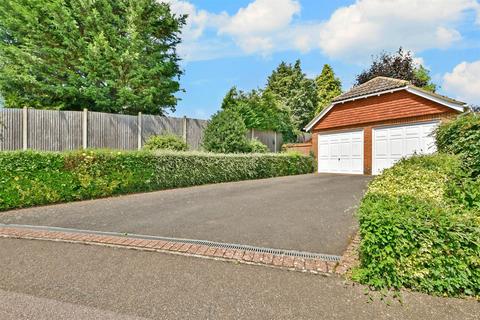 4 bedroom detached house for sale - Highridge Close, Weavering, Maidstone, Kent