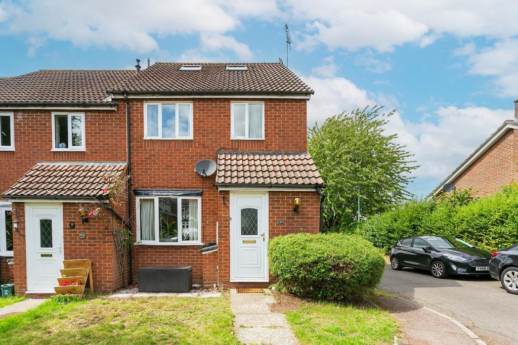 Newell Rise, Hemel Hempstead... 1 bed terraced house £1,100 pcm (£254 pw)