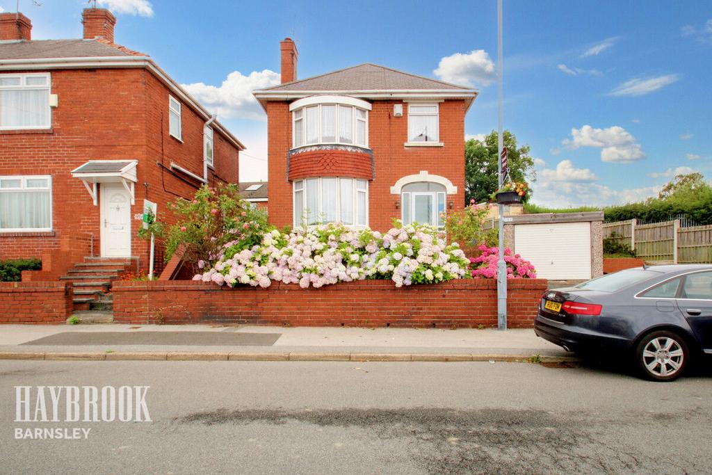 Cemetery Road, Jump 3 bed detached house for sale £240,000