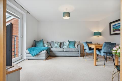 Flat 1/2, 67 Craigend Circus, Glasgow, G13 2TY