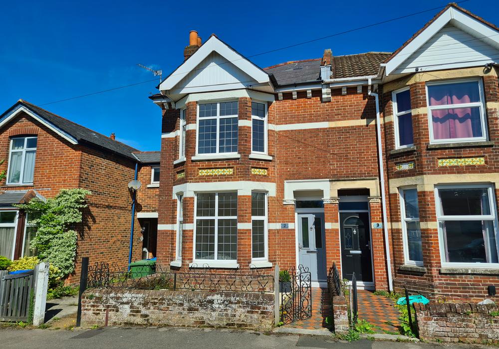 Vinery Road, Southampton SO16 3 bed semidetached house for sale £350,000