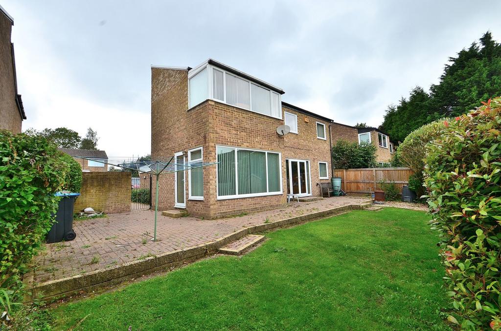 Woughton Park, Milton Keynes MK6 4 bed detached house for sale £550,000