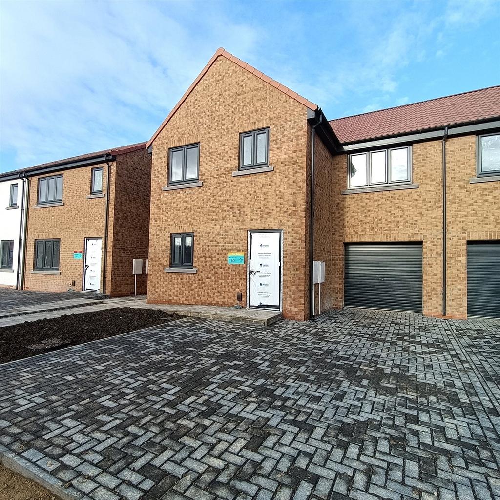Seaton Meadows, Greatham, Hartlepool, TS25 4 bed semidetached house