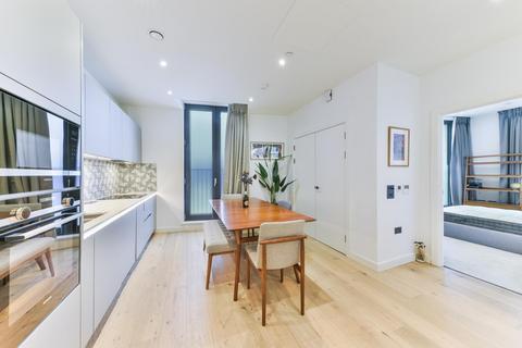 2 bedroom apartment to rent, Brackley Street, London, EC1Y