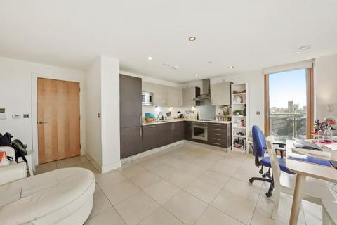 1 bedroom flat to rent, Streamlight Tower, 9 Province Square, London