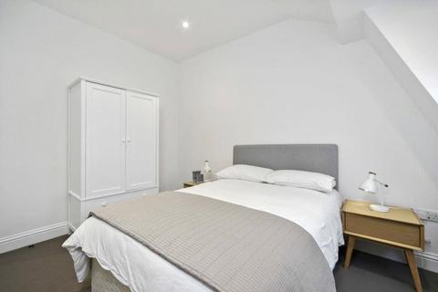 2 bedroom flat to rent, Kings Road, London