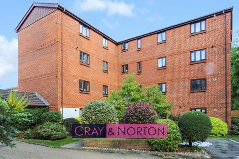 2 bedroom apartment to rent, Burnham Gardens, Croydon, CR0