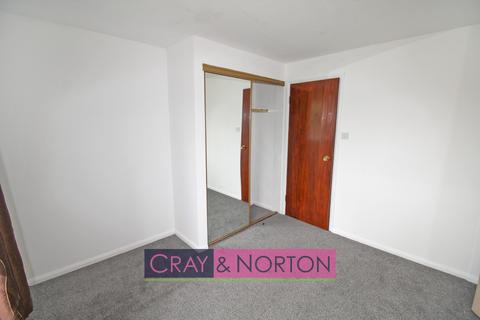 2 bedroom apartment to rent, Burnham Gardens, Croydon, CR0