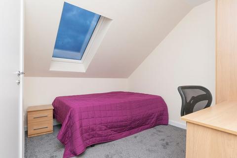 9 bedroom flat share to rent - 0530L FLAT SHARE – Mayfield Road, Edinburgh, EH9 2NJ