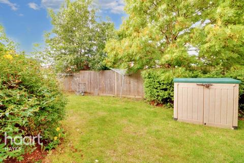157 Abbotswood Way, Hayes, UB3 3PG