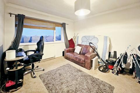 2 bedroom flat for sale - Penhill Road, Lancing BN15