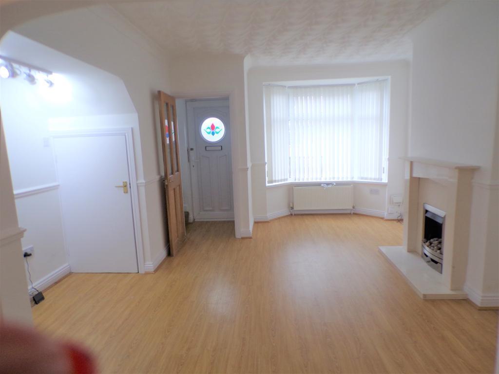 Louis Drive, HULL, HU5 5NZ 2 bed terraced house for sale £120,000
