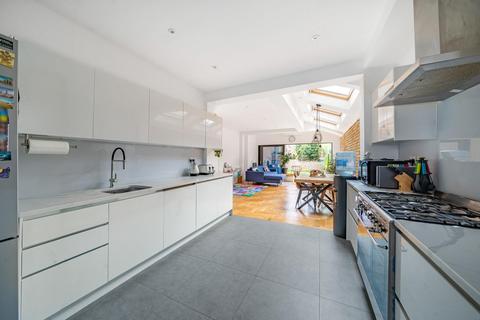 122 Shell Road, London, SE13 7DF