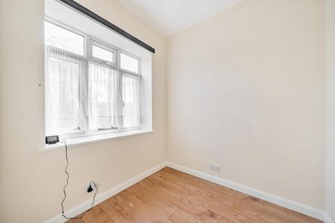 519 Staines Road West, Ashford, TW15 2AB