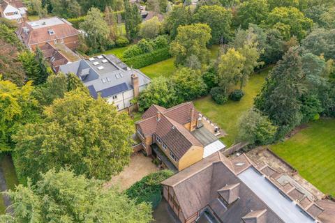 4 bedroom detached house for sale, Fulmer Drive, Gerrards Cross, Buckinghamshire, SL9