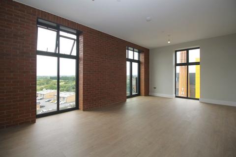 2 bedroom penthouse to rent, The Wharf, Loughborough, LE11