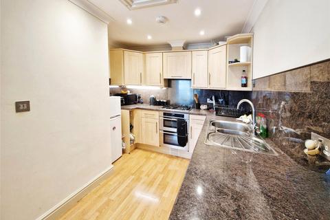 2 bedroom flat for sale, Barnstaple, Devon