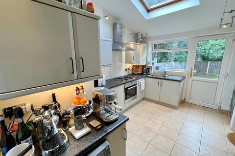 3 bedroom semi-detached house for sale, Acheson Road, Shirley