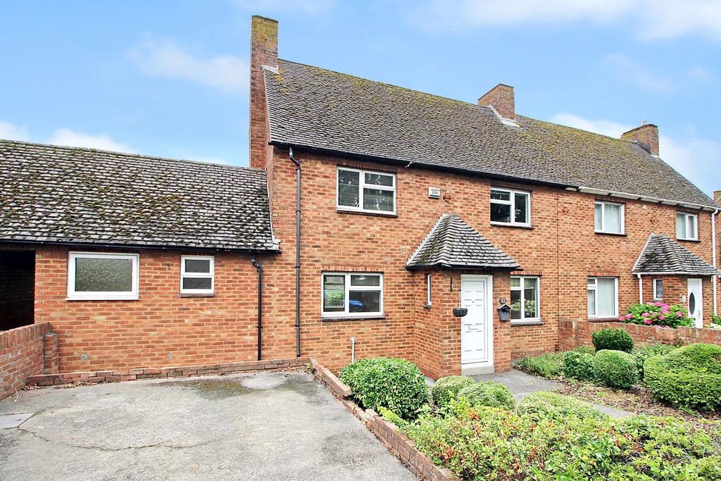 Seymour Road, Trowbridge 3 bed semidetached house for sale £240,000