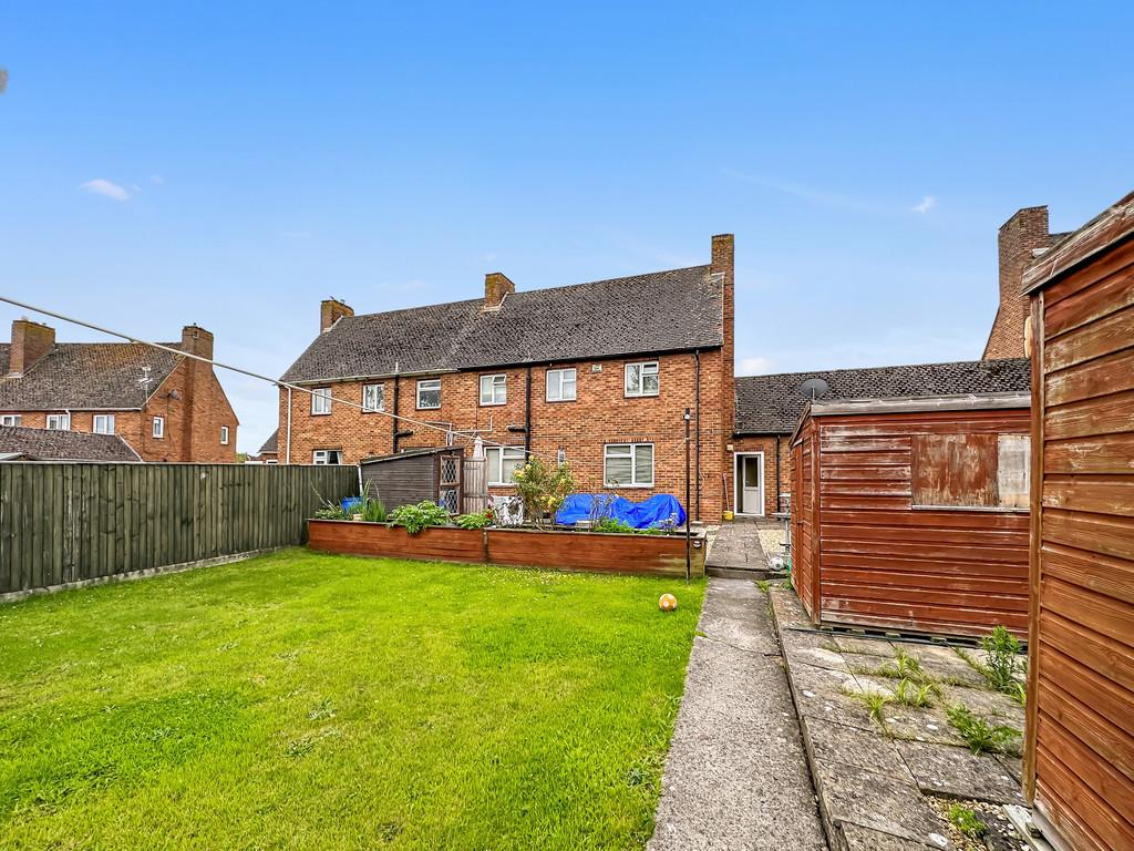 Seymour Road, Trowbridge 3 bed semidetached house for sale £220,000