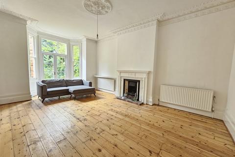 2 bedroom flat to rent, Exeter Road, Mapesbury, NW2