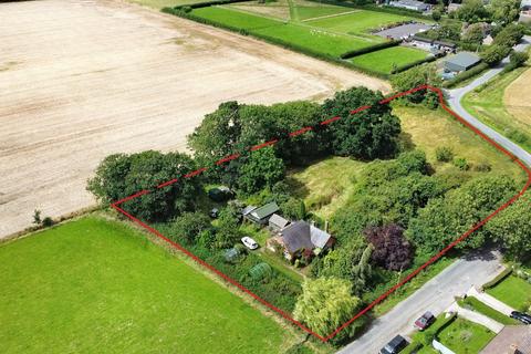 3 bedroom detached bungalow for sale, Authorpe, Louth LN11 8PG