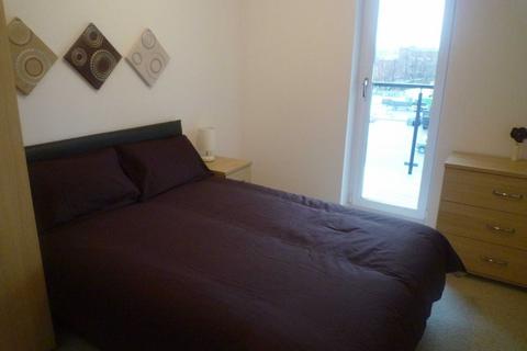 2 bedroom flat to rent, Springfield Court, 2 Dean Road, City Centre, Salford, M3