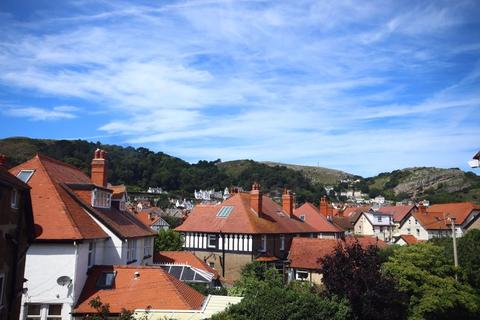 3 bedroom maisonette for sale, St Andrews Place, Llandudno