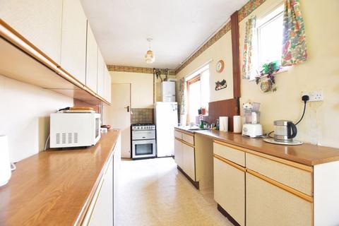 464 Rayners Lane, Pinner, HA5 5DS