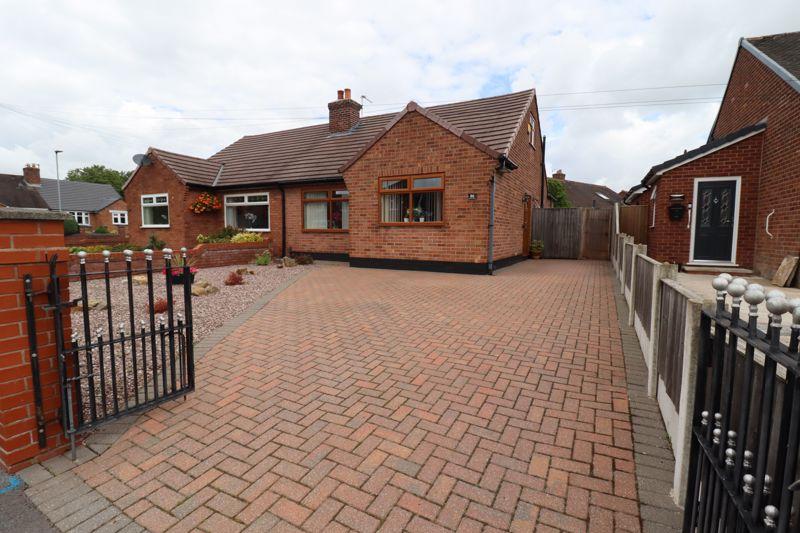 Marina Avenue, Great Sankey, WA5 4 bed bungalow for sale £295,000