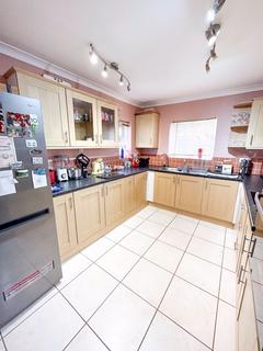 3 bedroom semi-detached house for sale, Manship Green, Shepton Mallet