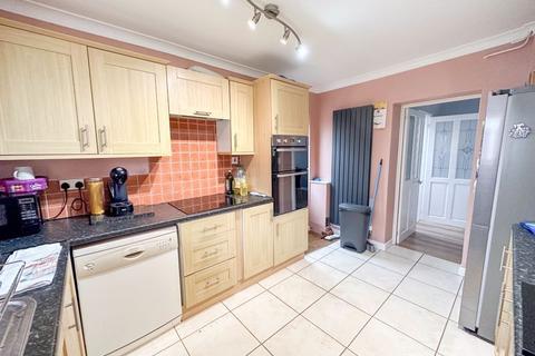 3 bedroom semi-detached house for sale, Manship Green, Shepton Mallet