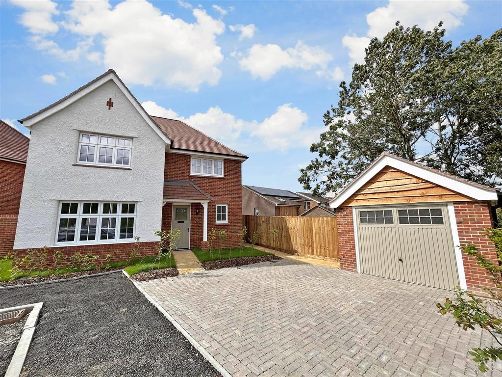 Mierscourt Road Rainham Gillingham Kent 4 Bed Detached House For