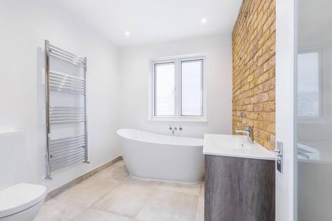 4 bedroom house for sale, Geere Road E15, Stratford, London, E15