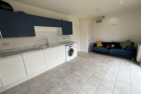 28a Hall Road, Handsworth, Sheffield, S13 9AG