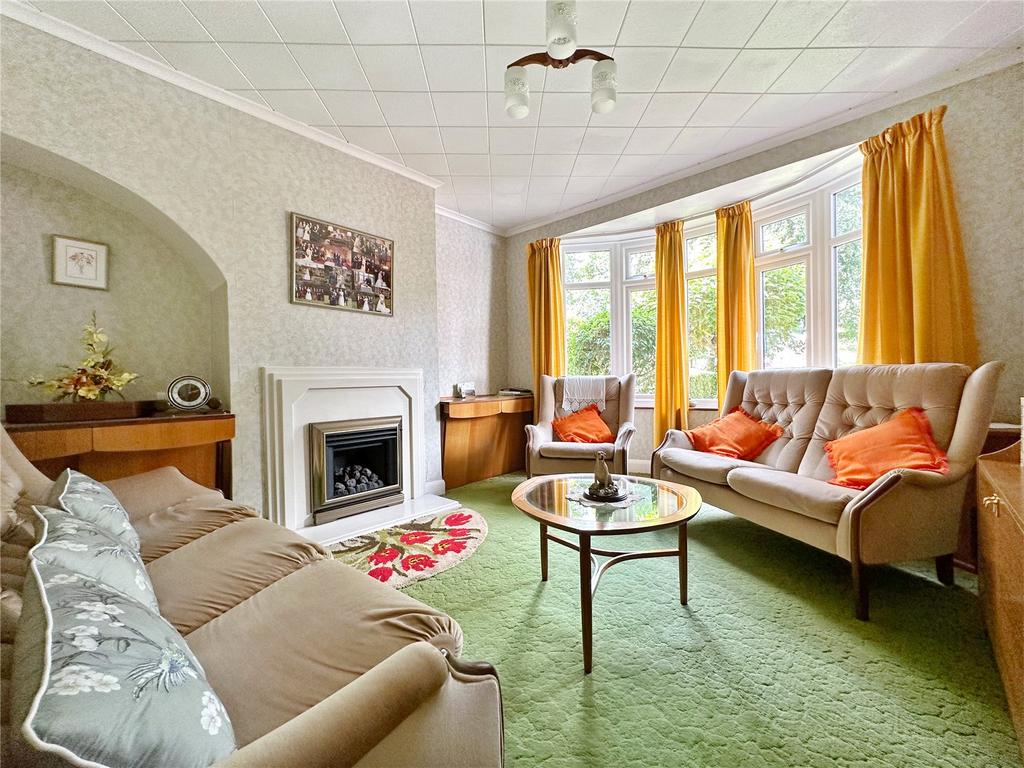 Locarno Avenue, Gillingham, Kent, ME8 3 bed semidetached house for