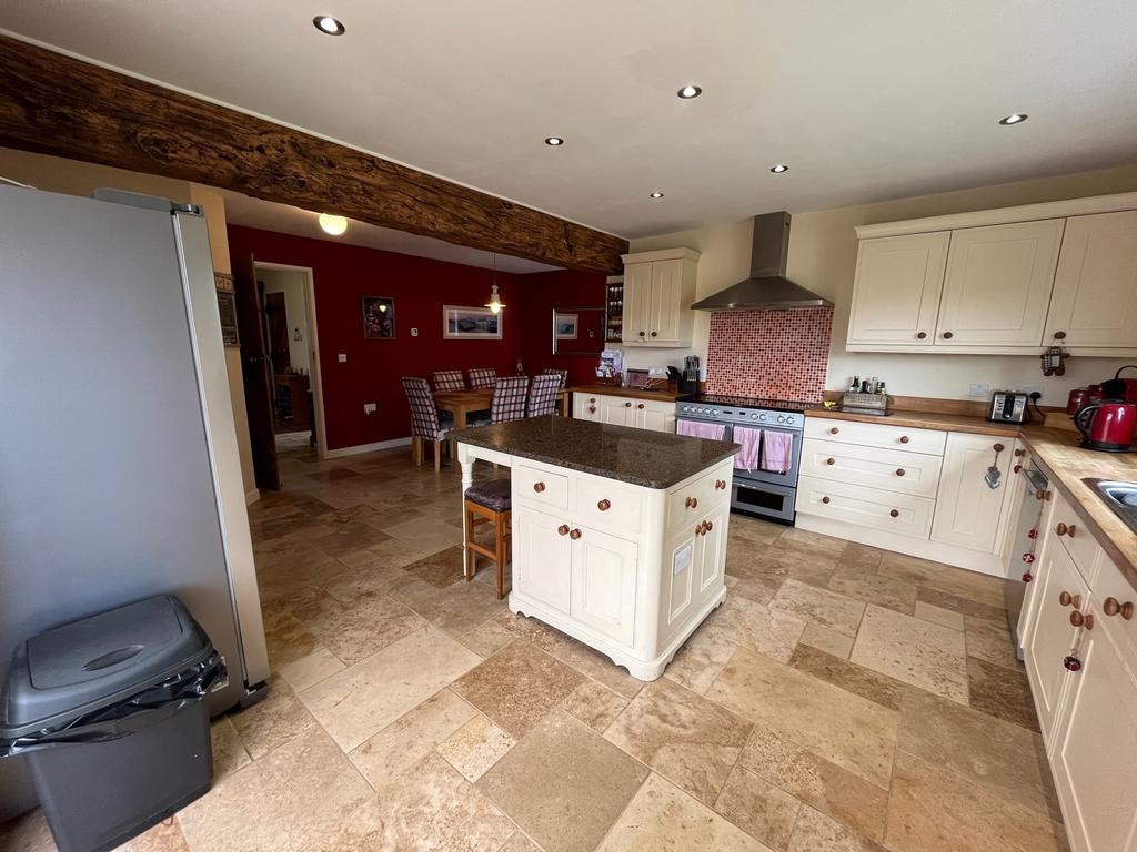 Open Plan Kitchen and Dining Room