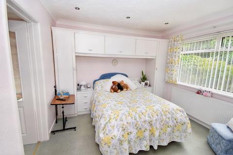 2 bedroom bungalow for sale, Exeter Road, Okehampton