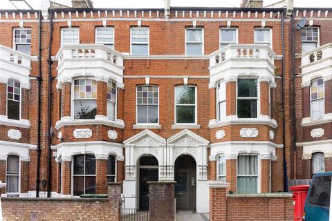 2 bedroom apartment to rent, Mazenod Avenue, West Hampstead, NW6