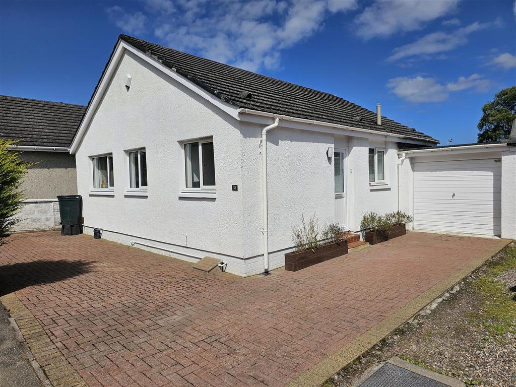 32 Nevis Park, Inverness 2 bed detached bungalow - £199,000