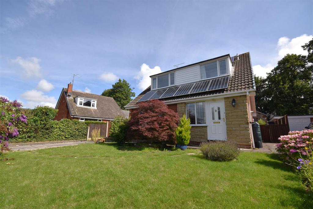 Manor Close, Parkgate, Neston 3 bed detached house for sale - £425,000