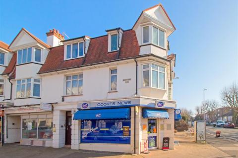 3 bedroom apartment for sale, Montefiore Road, Hove